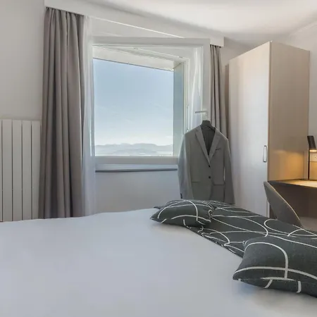 Everness Hotel & Resort-2